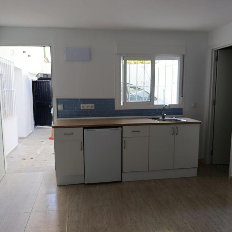 Med Studio - One-Bedroom Apartment - 3