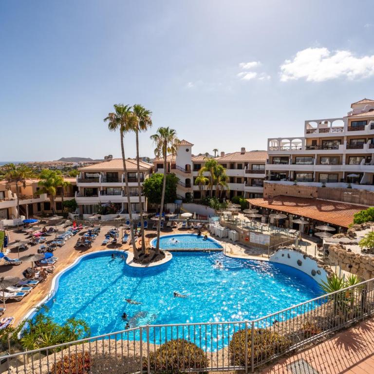 Sunny Terrace with Heated Pool View - Apartment mit 1 Schlafzimmer - 2