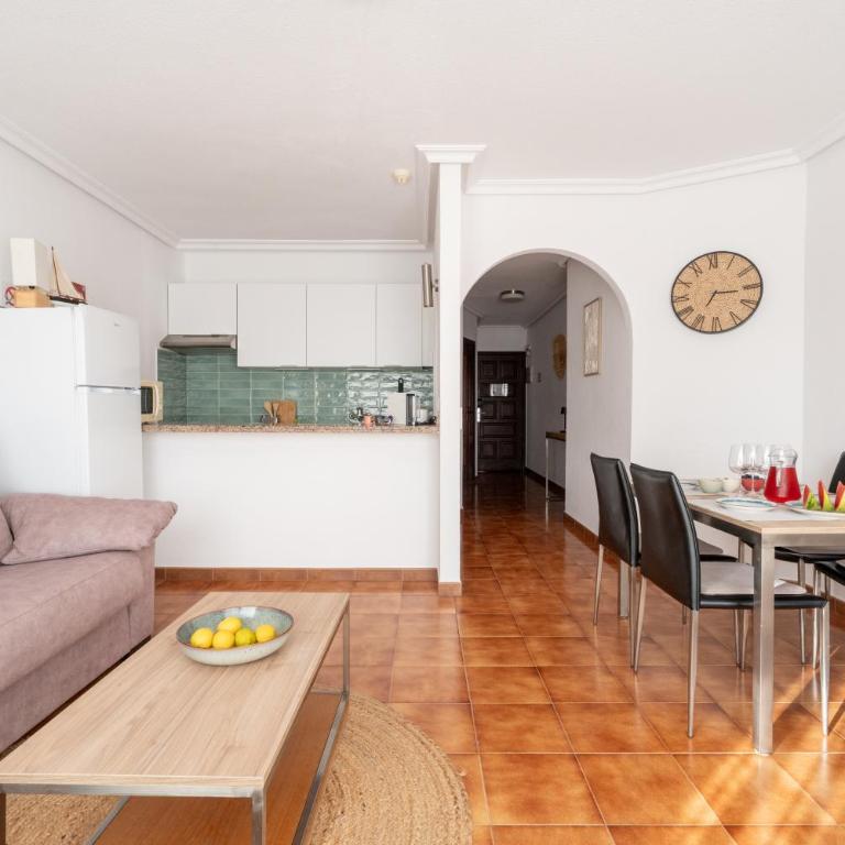 Sunny Terrace with Heated Pool View - Apartment mit 1 Schlafzimmer - 15