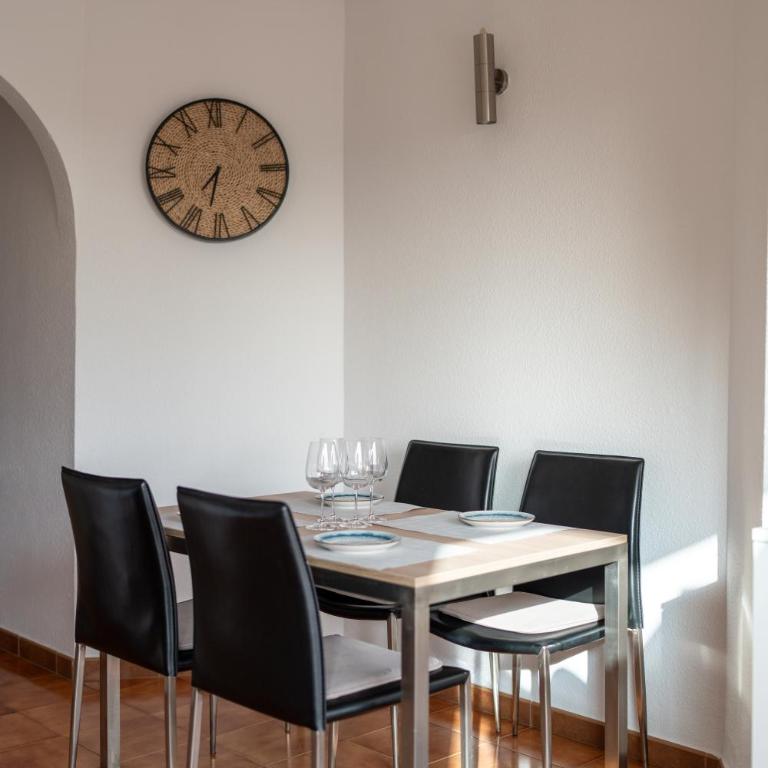 Sunny Terrace with Heated Pool View - Apartment mit 1 Schlafzimmer - 17