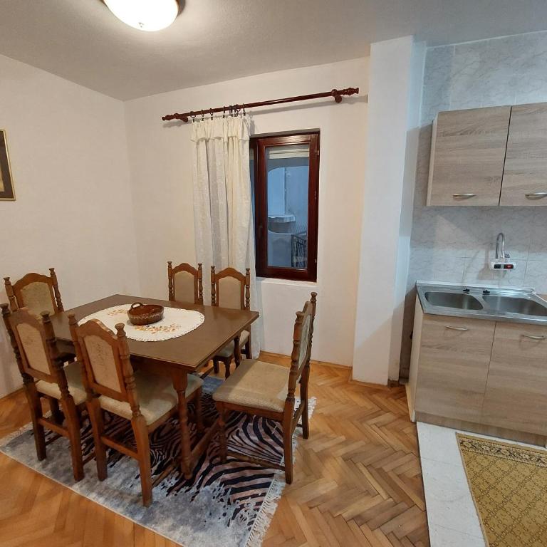 PEKOVIĆ - Two-Bedroom Apartment - 4