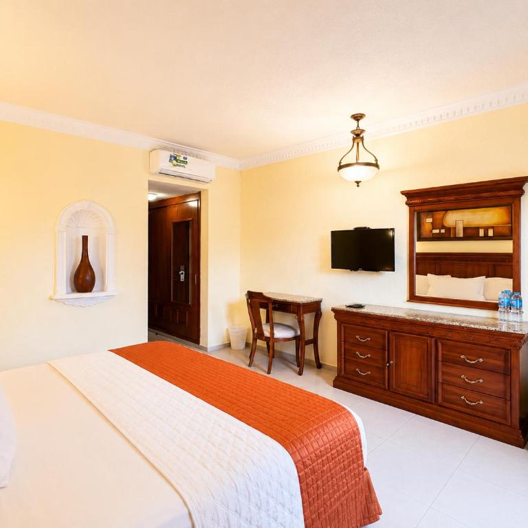 Gran Real Yucatan - Habitación Deluxe con bañera, minibar y cafetera - Cama extragrande - 4