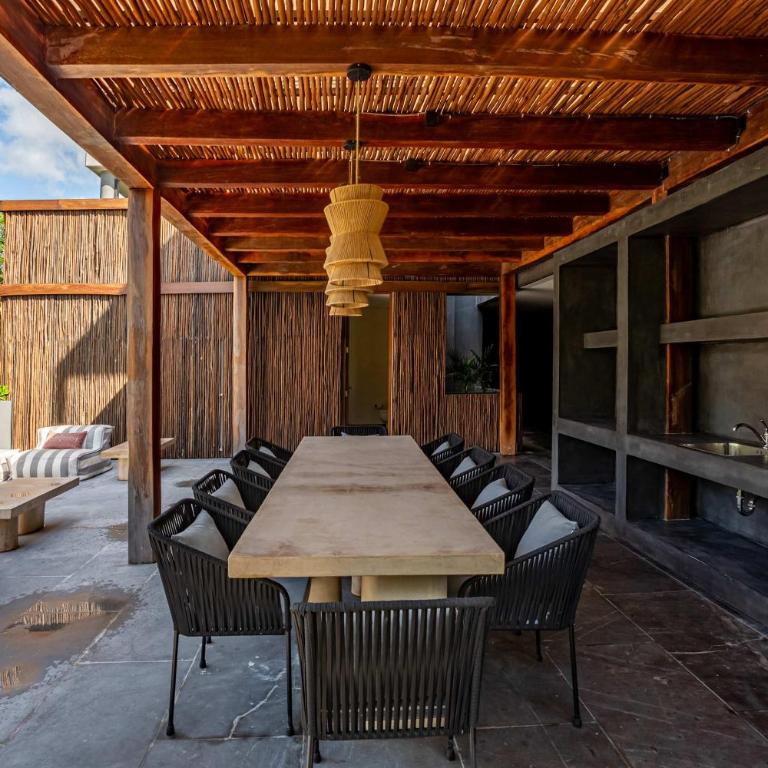 Modern 1BR Jungle View Retreat in Humana with Rooftop Pool - Apartment - 22
