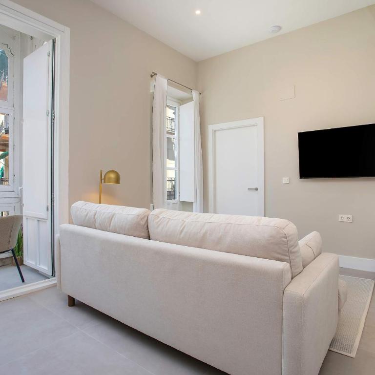Genteel Home San Anton Granada - Apartment mit 2 Schlafzimmern und Balkon - 4