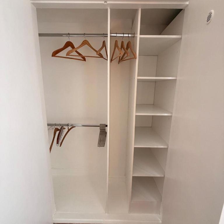 Moderno y Amplio 3 amb y Espacio de Trabajo - Two-Bedroom Apartment - 26