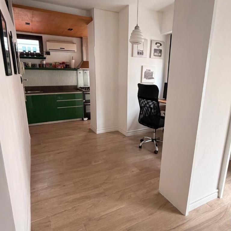 Moderno y Amplio 3 amb y Espacio de Trabajo - Two-Bedroom Apartment - 63