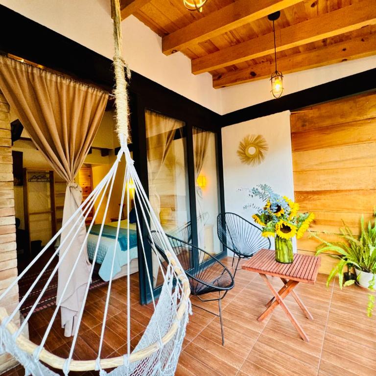 Encino House Hotel & Glamping Valle de Bravo - Habitación Doble Superior - 4