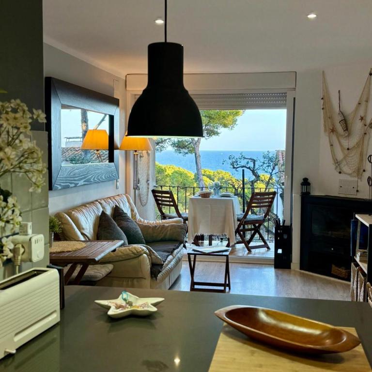 Apartamento recien reformado a 300 metros del mar - Apartamento - 1