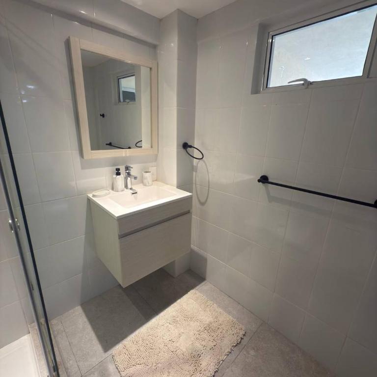 Departamento Roca Sola - Apartamento de 2 dormitorios - 10