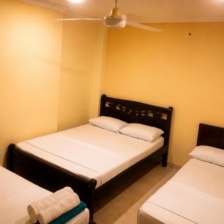 Hostal Cartagonova - Habitaciones privadas y amplias cerca a zonas turísticas - Basic Triple Room - 24