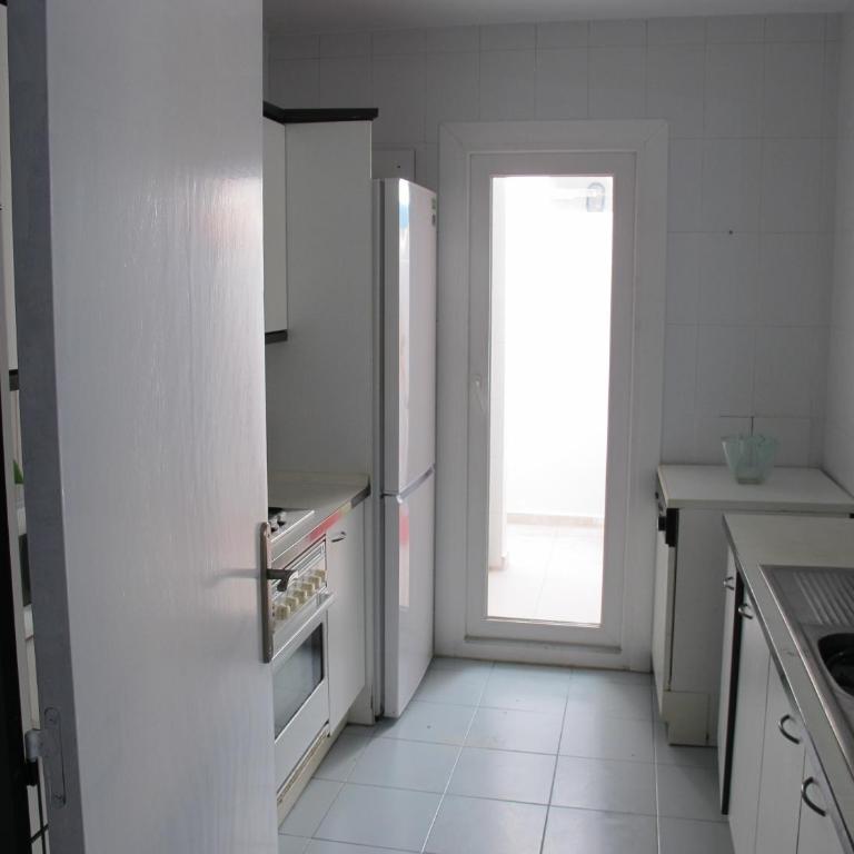 Apt in Playa den Bossa next Ushuaia, beachfront, reliable host - Apartamento de 2 dormitorios con balcón y vistas al mar - 33