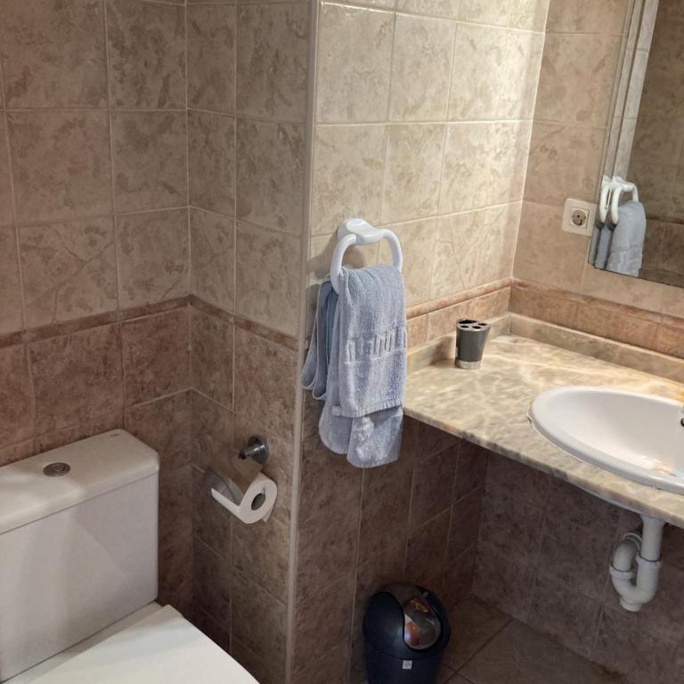 Apt in Playa den Bossa next Ushuaia, beachfront, reliable host - Apartamento de 2 dormitorios con piscina privada - 29