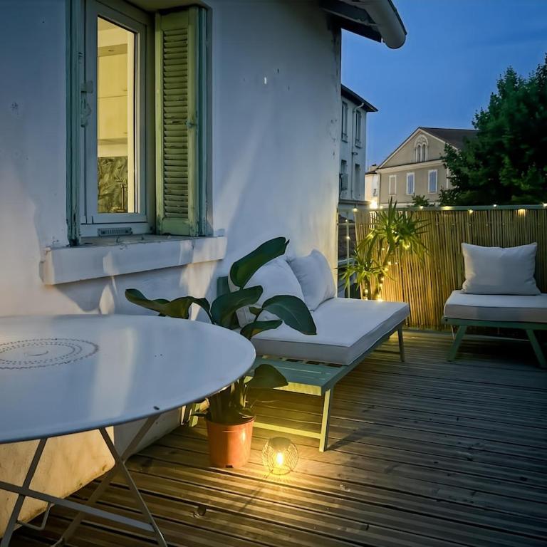 3 pieces terrasse centre ville - Appartement - 15