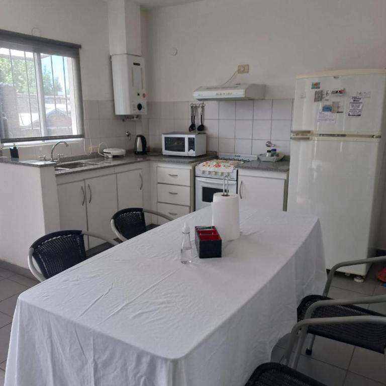 altos del monumento - Three-Bedroom Apartment - 2