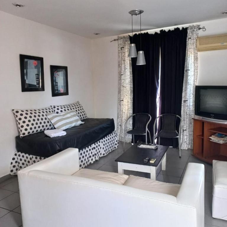 altos del monumento - Three-Bedroom Apartment - 5