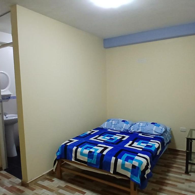 Hospedaje Vicente - Superior Queen Room - 2