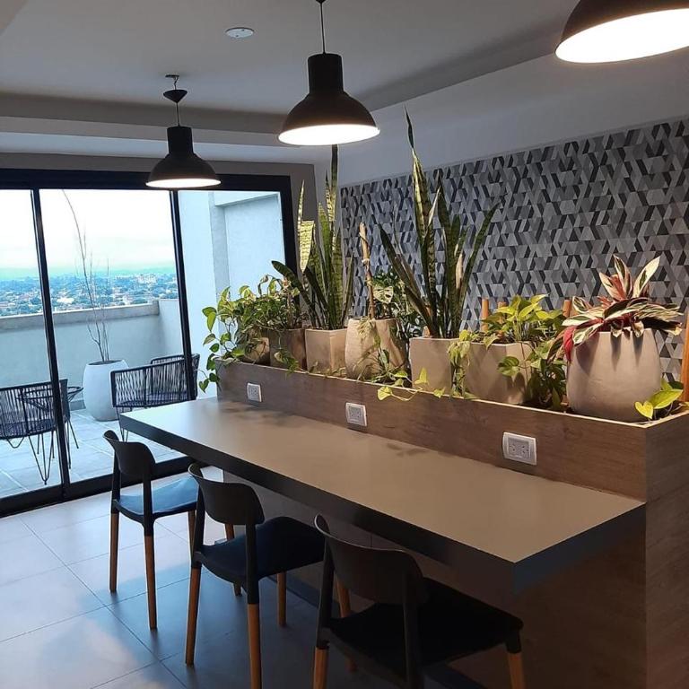 Studio luminoso con balcón, vista abierta y cochera opcional - Apartamento de 1 dormitorio - 8