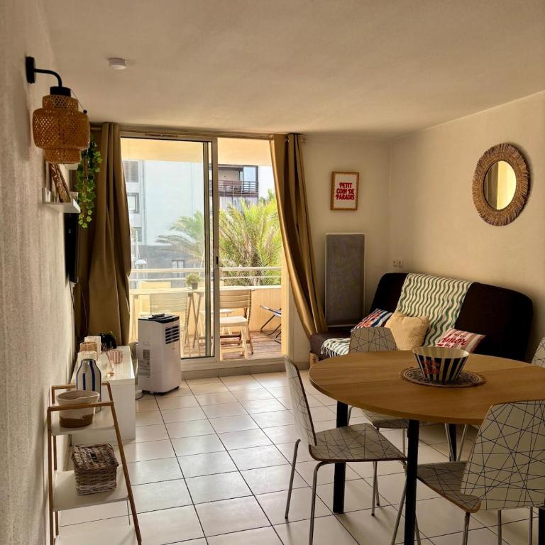 Studio vue mer, Piscine ,Parking, Rochelongue - Appartement 1 Chambre - 1