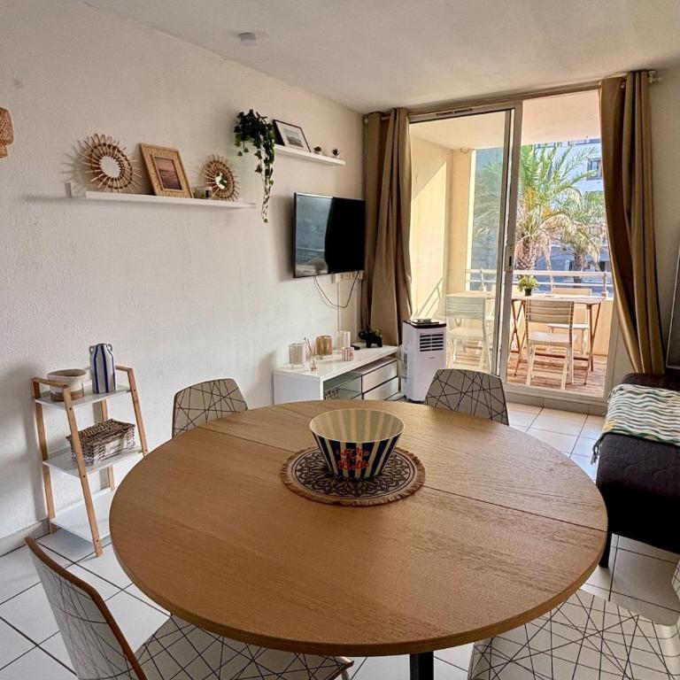 Studio vue mer, Piscine ,Parking, Rochelongue - Appartement 1 Chambre - 2