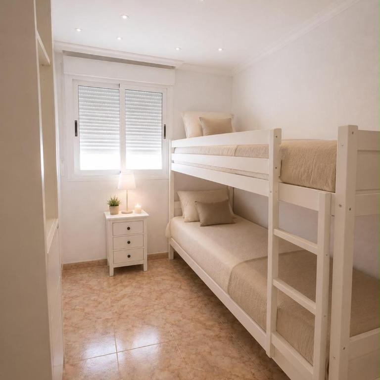 Marcs House La casa de Marc - Five-Bedroom House - 6