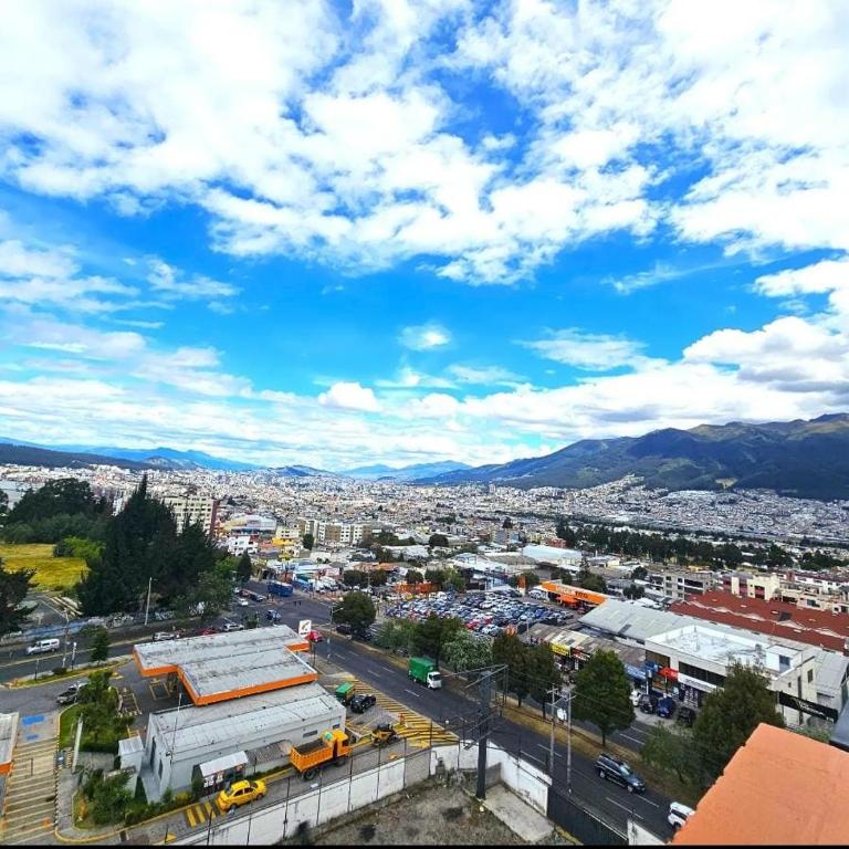Departamento Vista Hermosa Quito - Apartamento de 2 dormitorios - 1