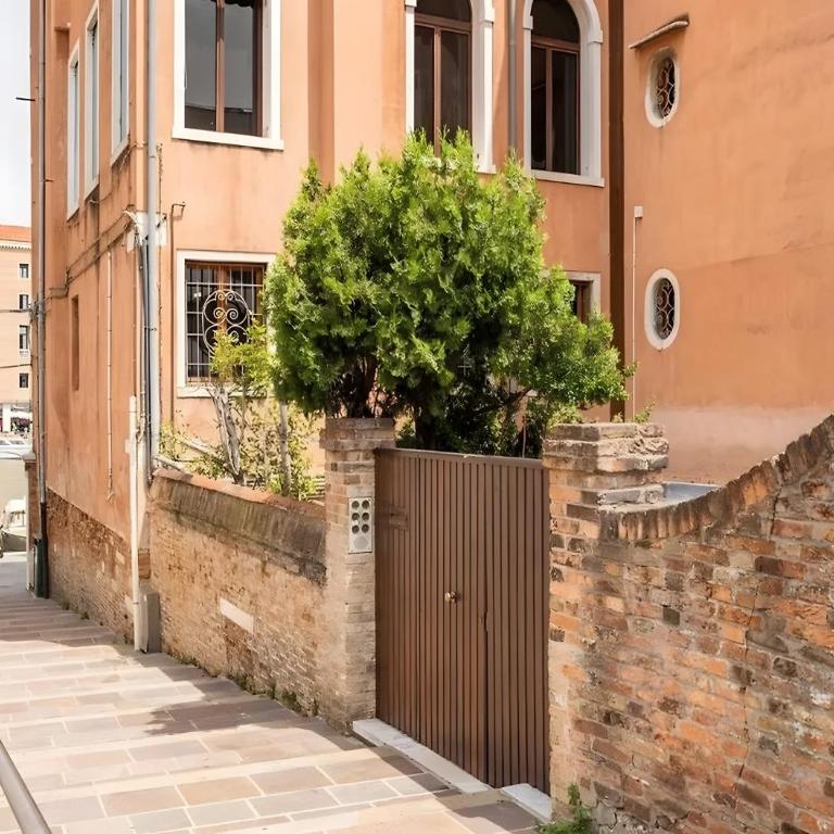 Ca Pisani Canal View - Quadruple Room with Shower - 5