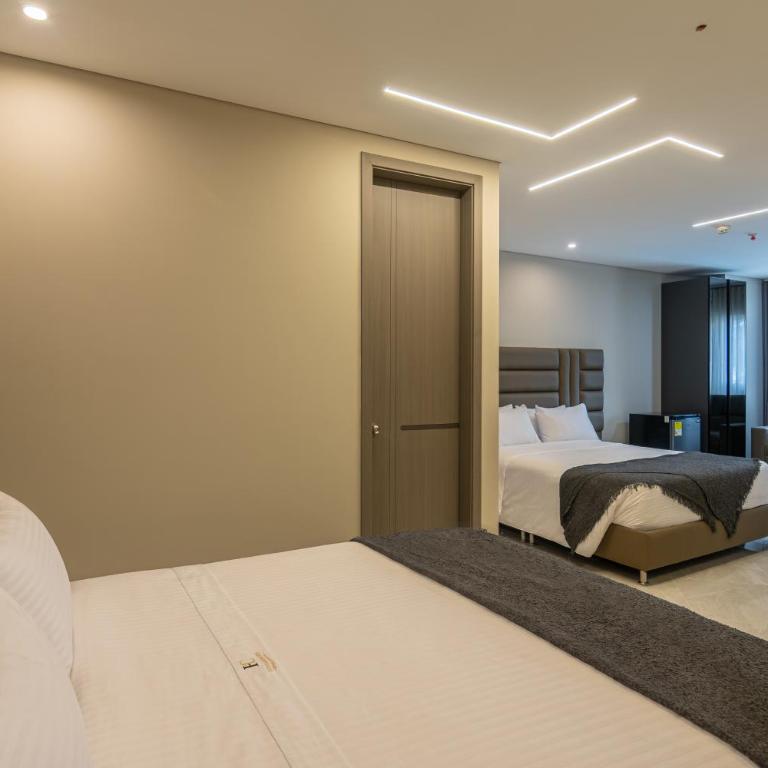 Hotel Colores Estadio - Queen Room with Two Queen Beds - 4