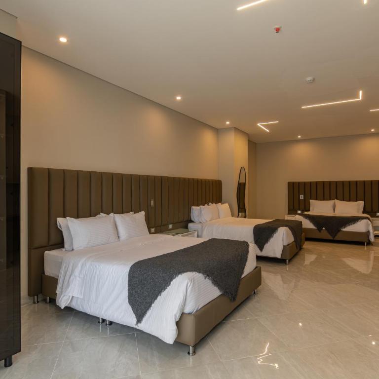 Hotel Colores Estadio - Family Room - 1