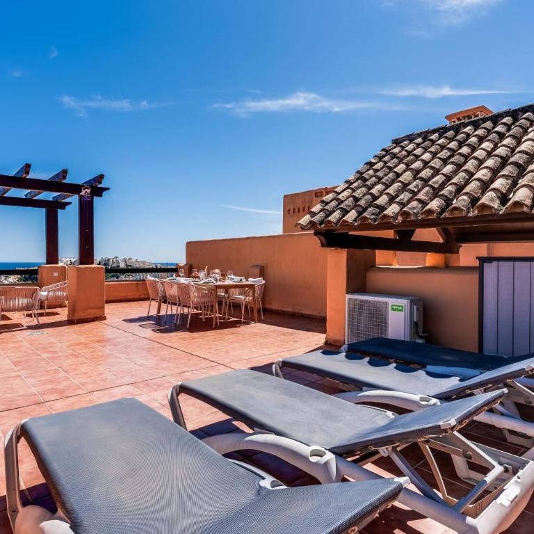 Penthouse Casares del Sol - Apartamento de 2 dormitorios con vistas al mar - 21