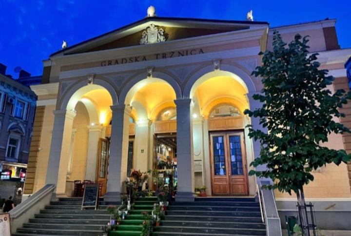 Home direkt at Market place in the Epicentar and all Events od Film Festival - Apartman - 9