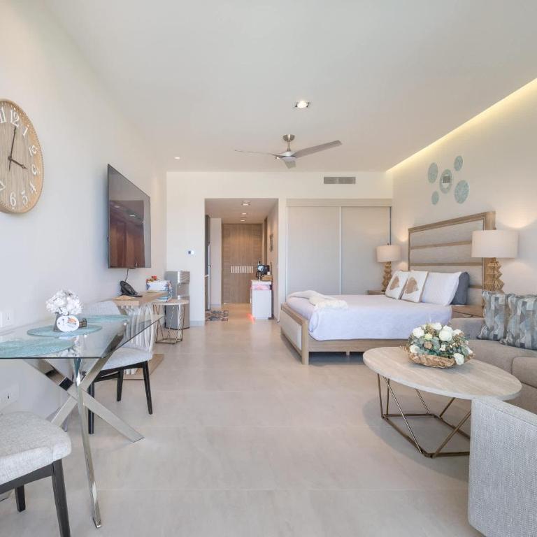 Brand New Sonoran Star Luxury Oceanfront Studio - Apartment - 7