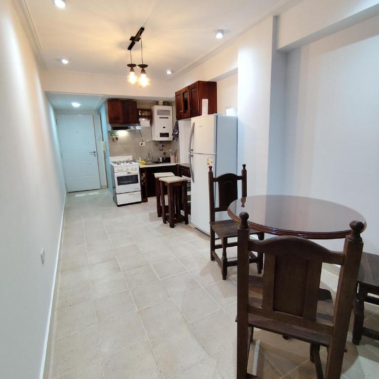 Comodo Departamento microcentro 1D, Confiable, con Balcon vista al cerro - Apartamento de 1 dormitorio - 5