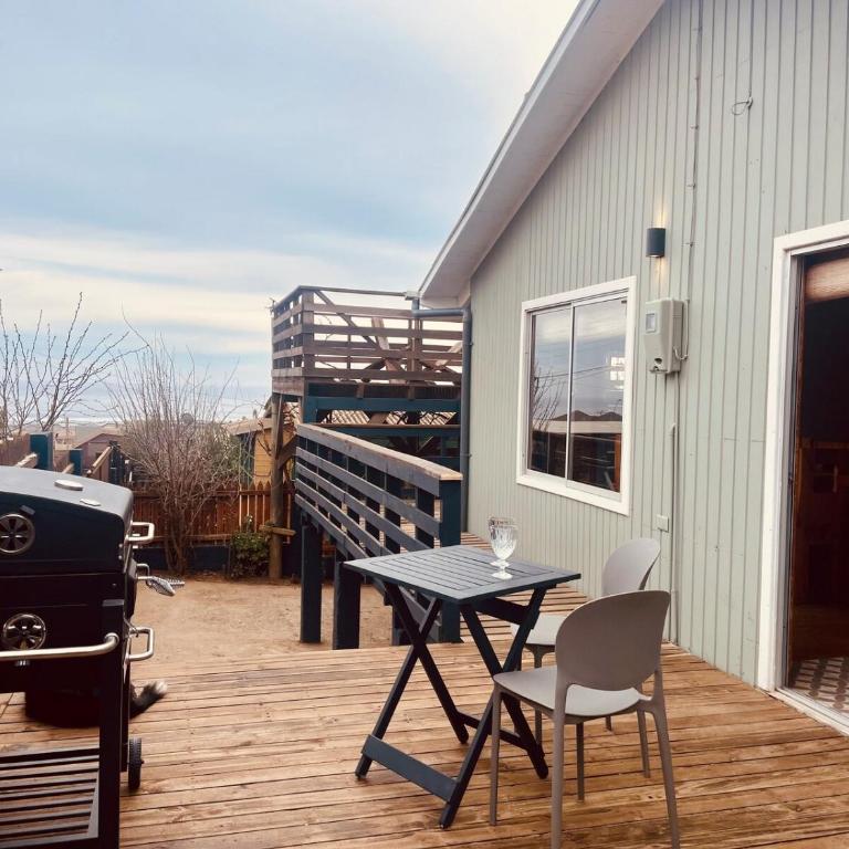 Casa Molle, steps from the ocean - Three-Bedroom House - 7