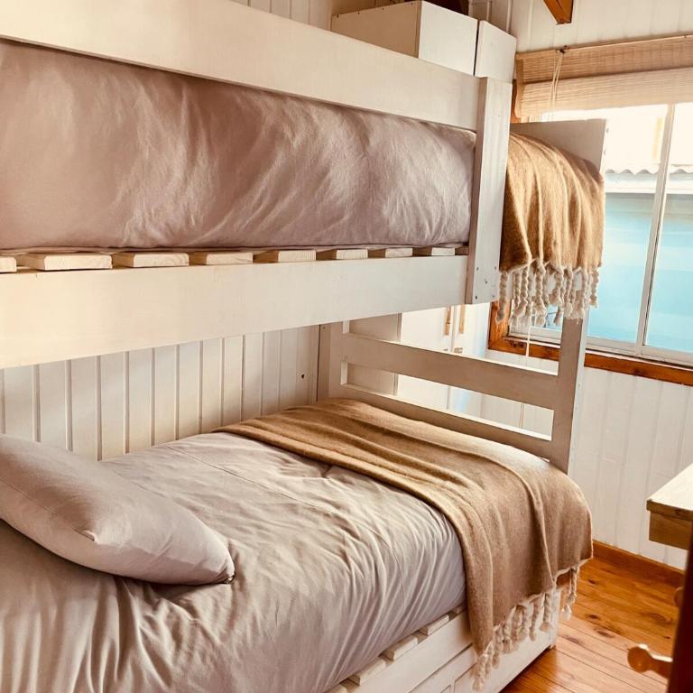 Casa Molle, steps from the ocean - Three-Bedroom House - 10