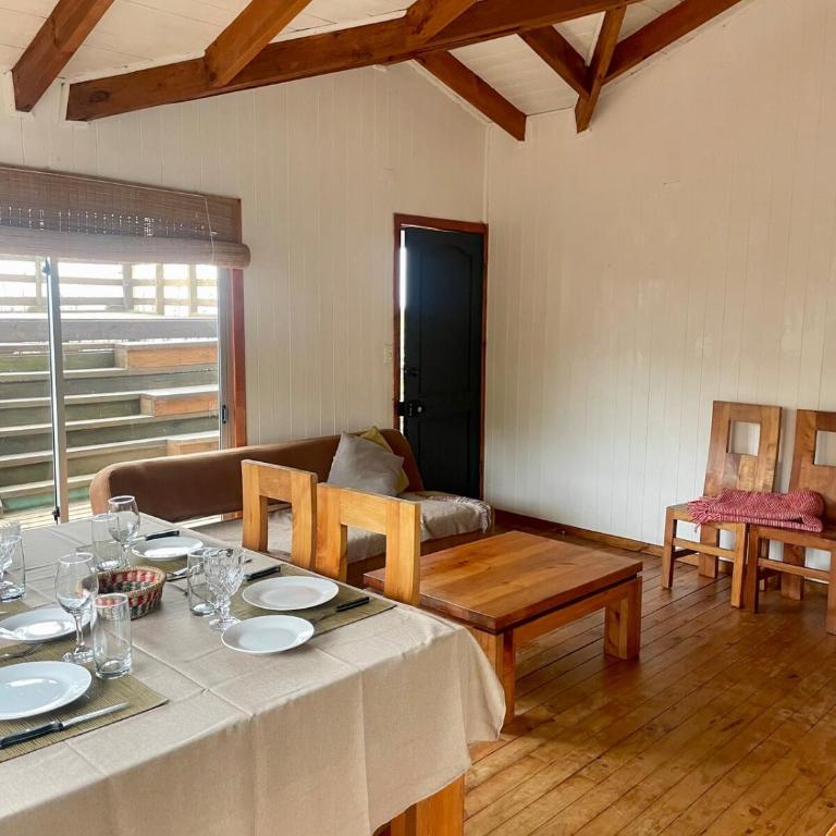 Casa Molle, steps from the ocean - Three-Bedroom House - 22
