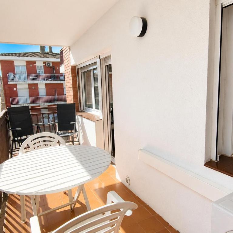 Apartamento acogedor cerca del centro y playa en Platja d'Aro, con balcón y cocina equipada - ES-209-44 - Apartamento - 9
