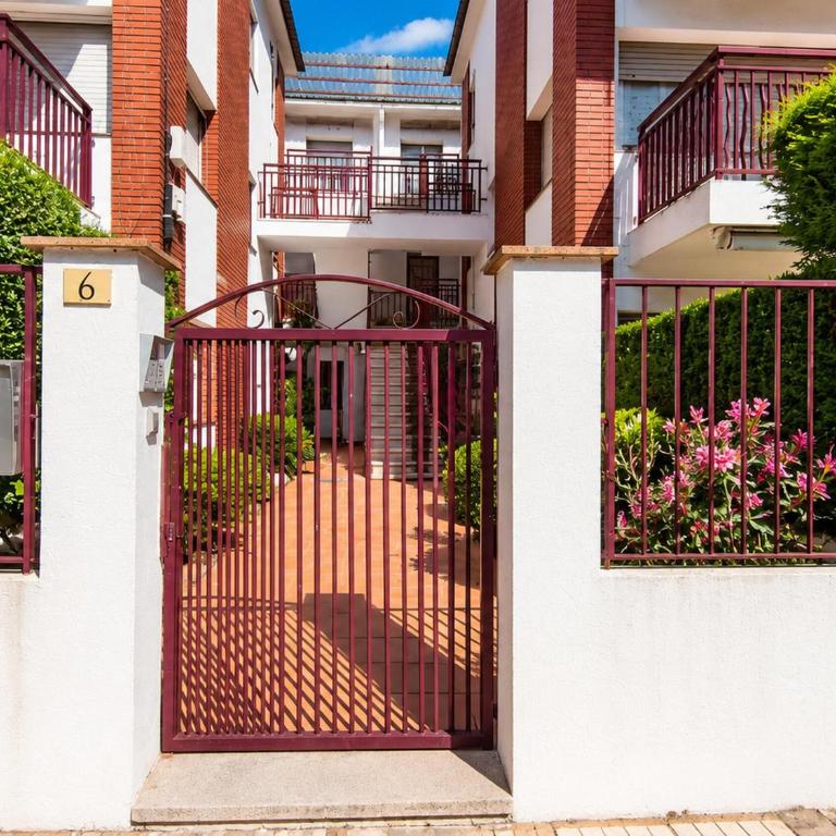 Apartamento acogedor cerca del centro y playa en Platja d'Aro, con balcón y cocina equipada - ES-209-44 - Apartamento - 12