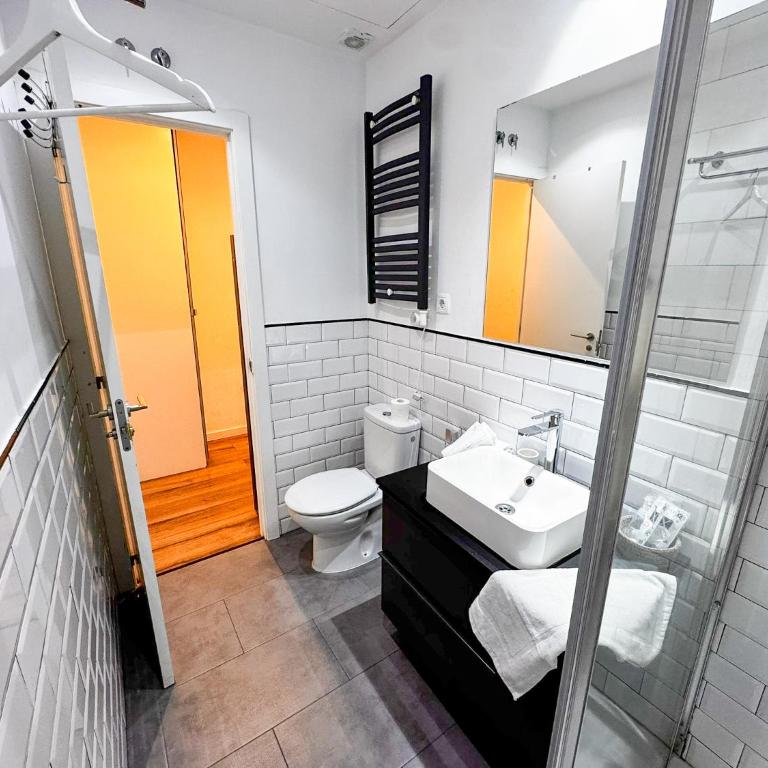 Alojamiento en el corazón de Sol - C - Apartment mit 3 Schlafzimmern - 4