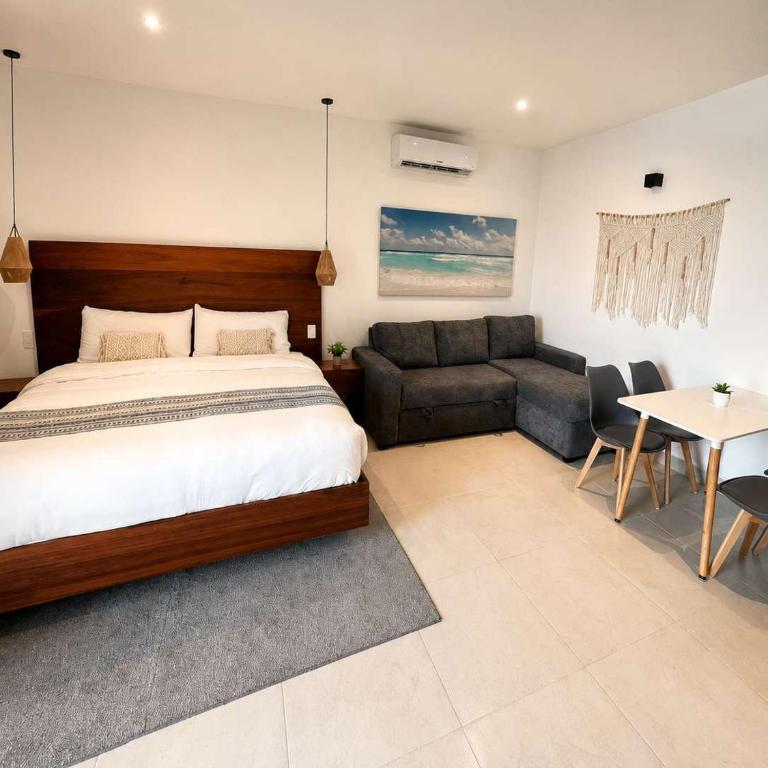 Sea-View Studio near Beach & Rooftop Pool - Appartement - 5