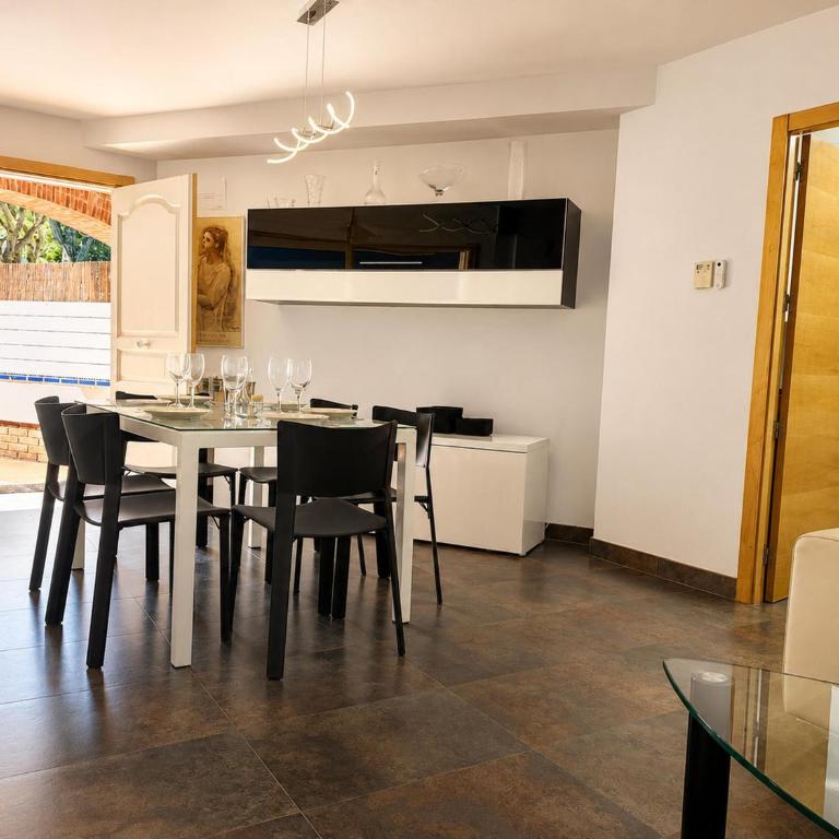 Villa con pisc. y AC, cerca del mar - 6 pers. - ES-209-107 - Casa - 8