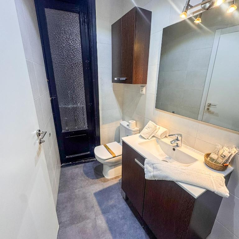 Alojamiento en el corazón de Sol - B - Apartment mit 2 Schlafzimmern - 2