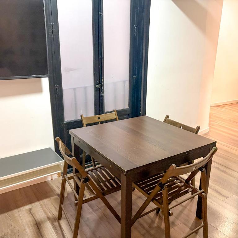 Alojamiento en el corazón de Sol - B - Apartment mit 2 Schlafzimmern - 11