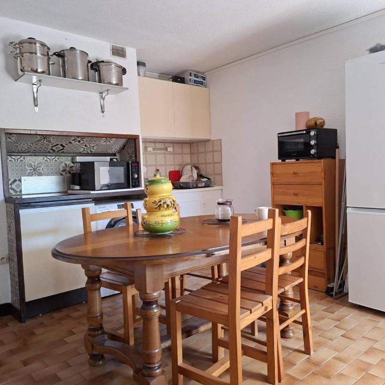 F1 cabine climatisé avec terrasse, parking - 5 pers. - FR-1-696-157 - Appartement - 4
