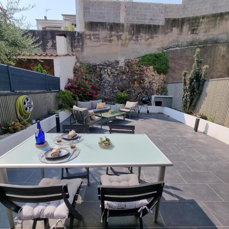 Casa espaciosa a 600m de las playas de Empúries con terraza privada - HISP-236-167 - Vacation Home - 1