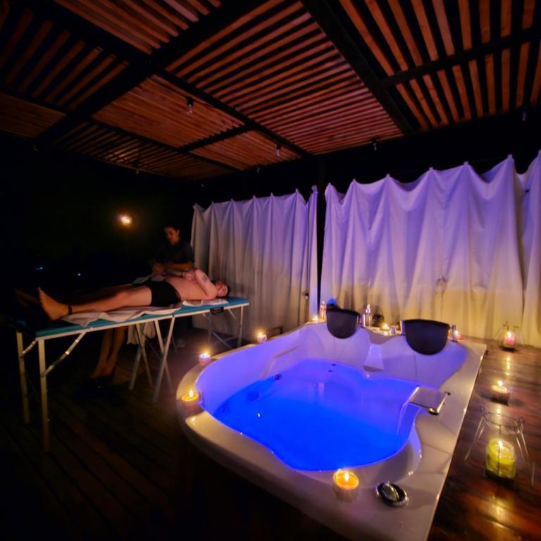 Elementium Glamping - Tent - 1