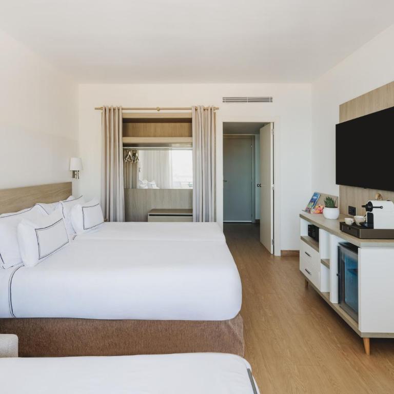 Meliá Sitges - Doppelzimmer mit 1 Schlafsofa (3 Erwachsene) - 2