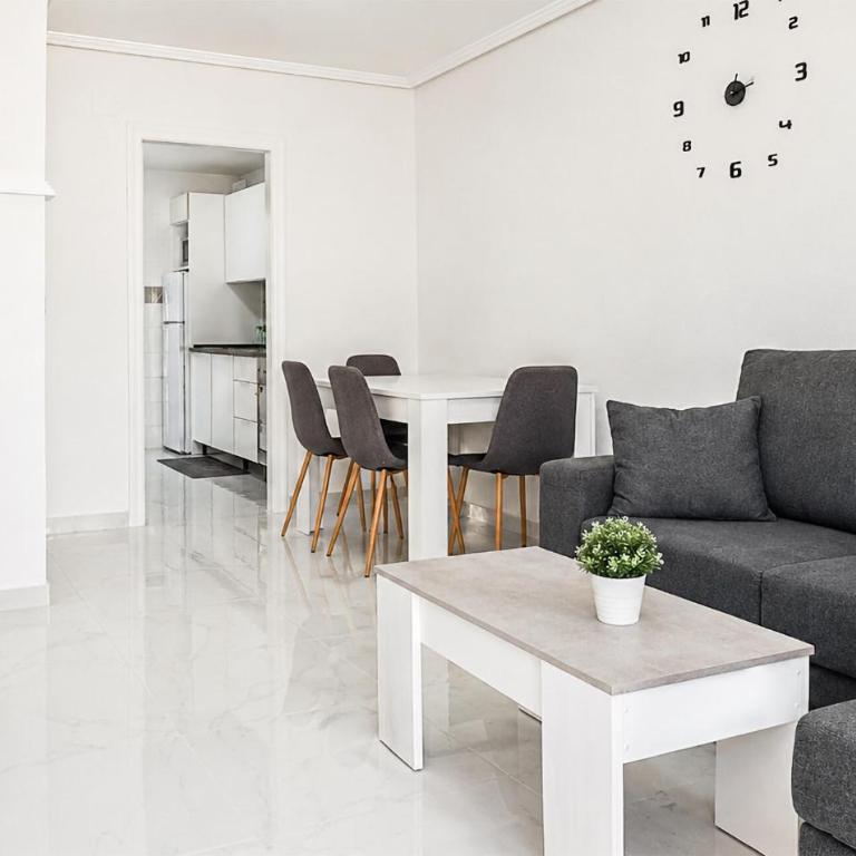 Pet Friendly Home In Torrevieja With Wifi - Haus mit 2 Schlafzimmern - 2