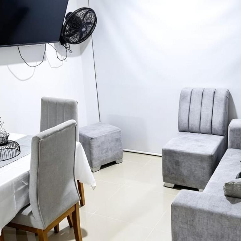 Apartamento 402 - Three-Bedroom Apartment - 11