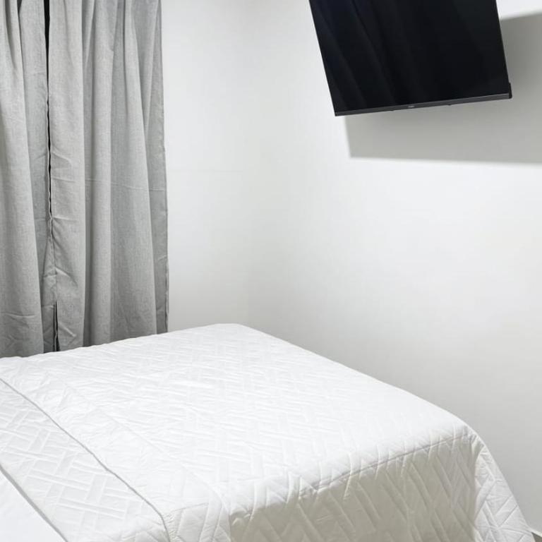 Apartamento 402 - Three-Bedroom Apartment - 25