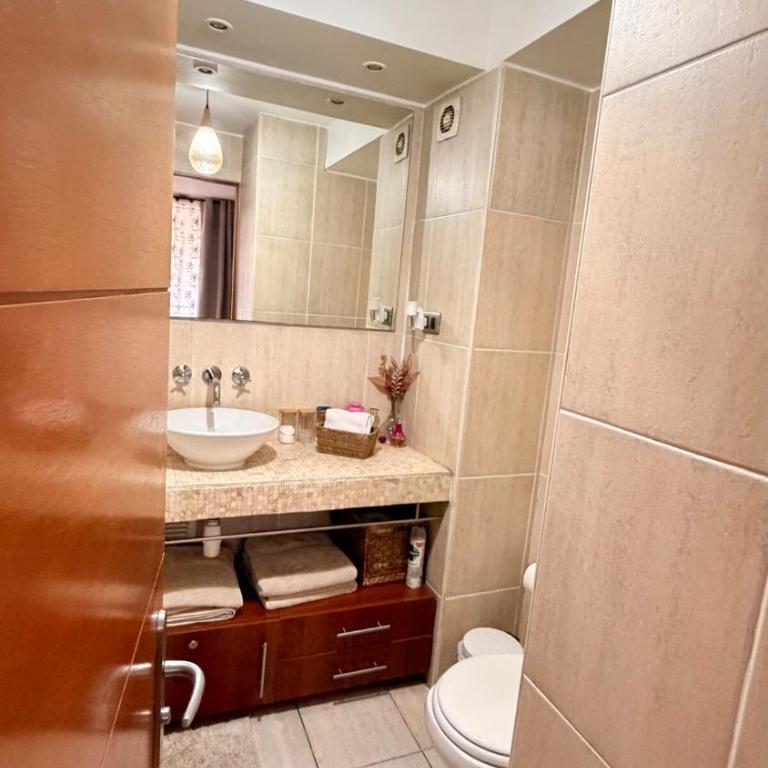 Departamento excelente ubicación y conectividad - Two-Bedroom Apartment - 11